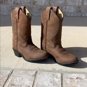 Little girls brown boots size 13